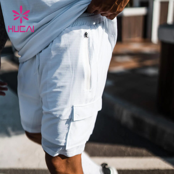 Custom Sportswear Mens 2-in-1 Shorts Mesh Stitching China Activewear Manufacturer