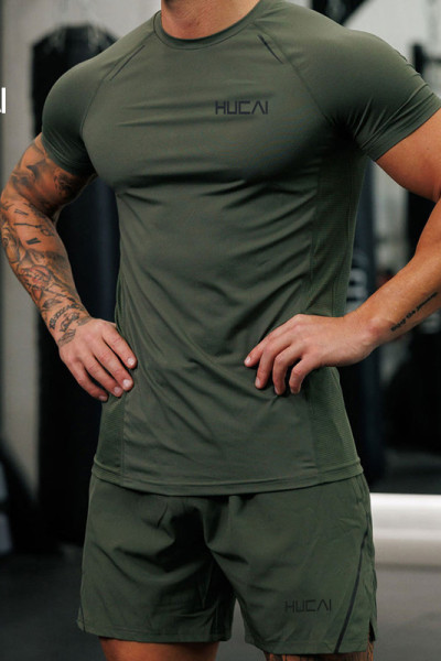 Hucai Sportswear Manufacturing Custom Lightweight Fast Drying Fabric Fitness Training T-shirt