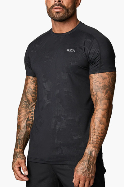 Custom Men's Muscle Fit Training T-Shirt Camo Print Reflective Logo |HUCAI Activewear Manufacturer