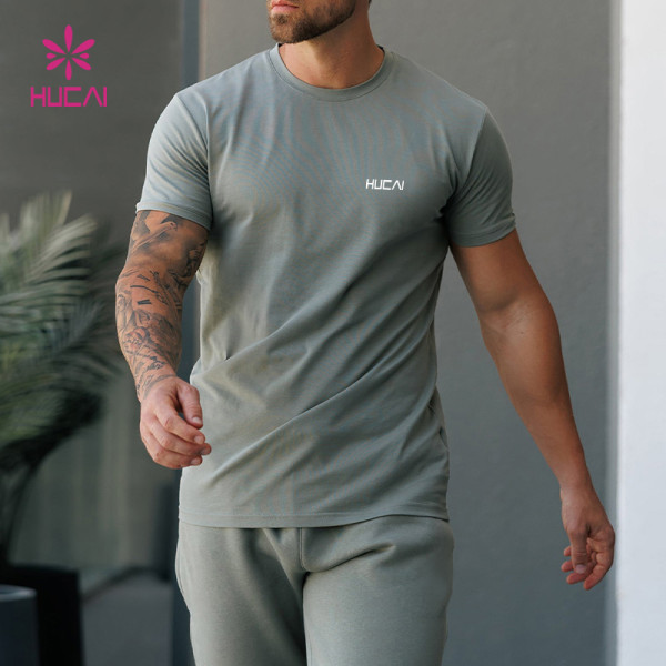 Custom Logo Men's Gym T-Shirt with Premium Cotton-Blend Fabric