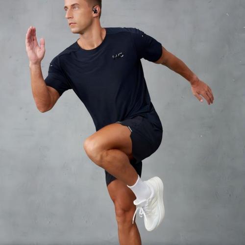 Two-Tone Performance Training Set: Contrast Panel Essentials for SS26 Men's Activewear